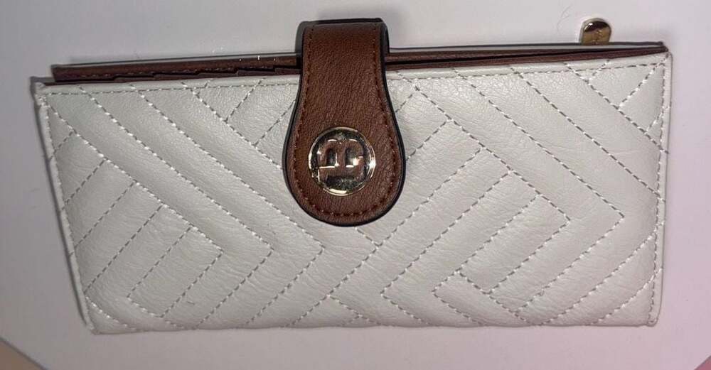 Bostanten Women's Quilted Leather Bifold Long Wallet White and Brown